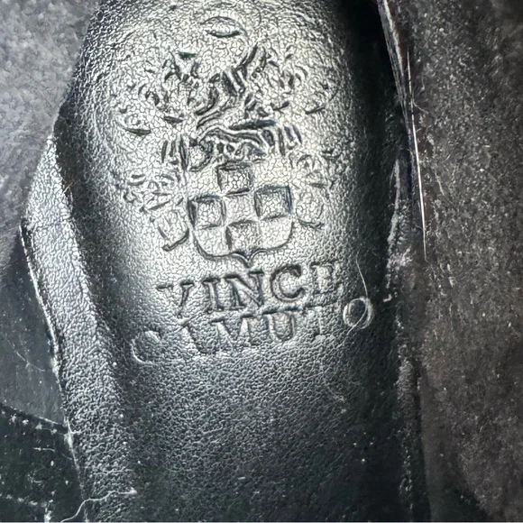 Vince Camuto - Picture 8 of 8